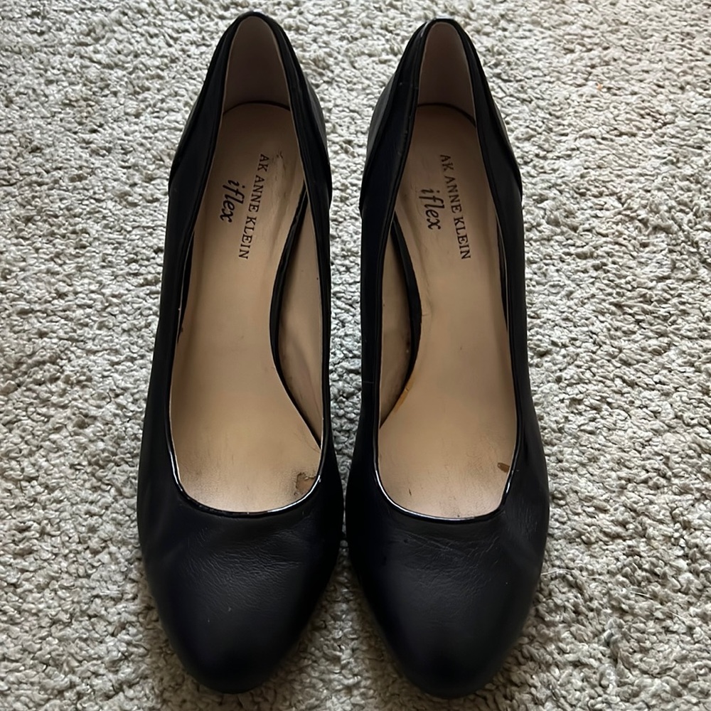NEW LOW PRI$E! Super comfy Anne Klein Flex heels